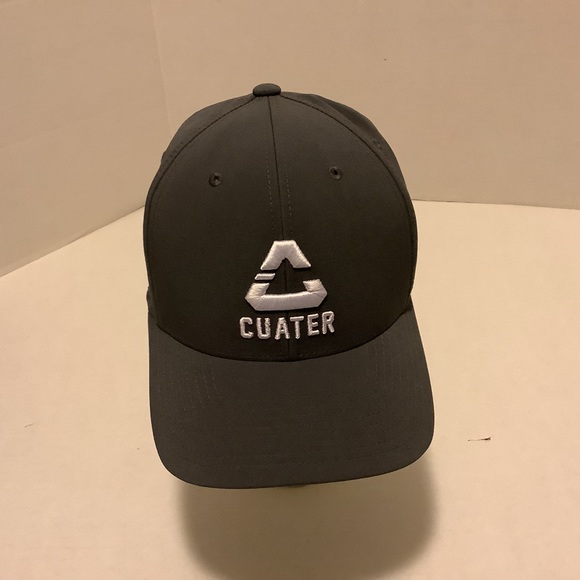 Cuater Travis Mathew Flex Fit Tech Golf Hat Gray With White Logo SnapBack Cap - Picture 16 of 16